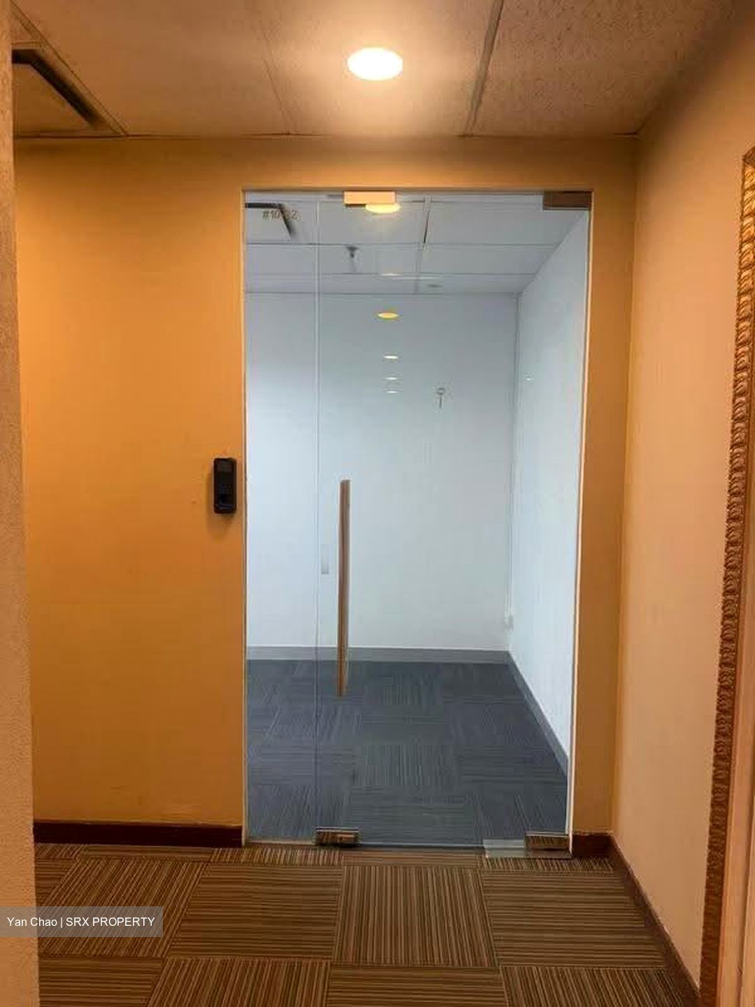 Royal Brothers Building (D1), Office #636762811